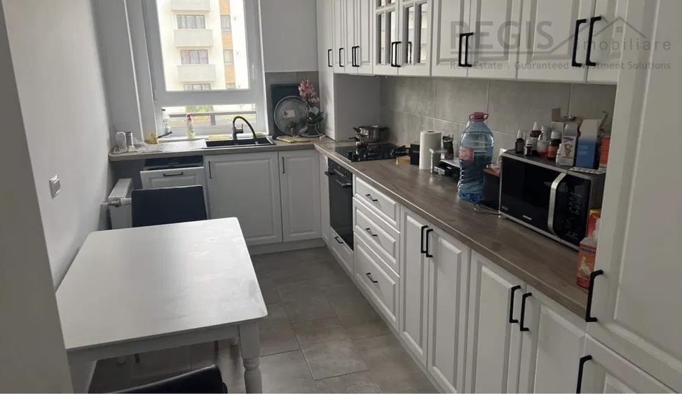 Apartament 2 camere Tractoru, CORESI