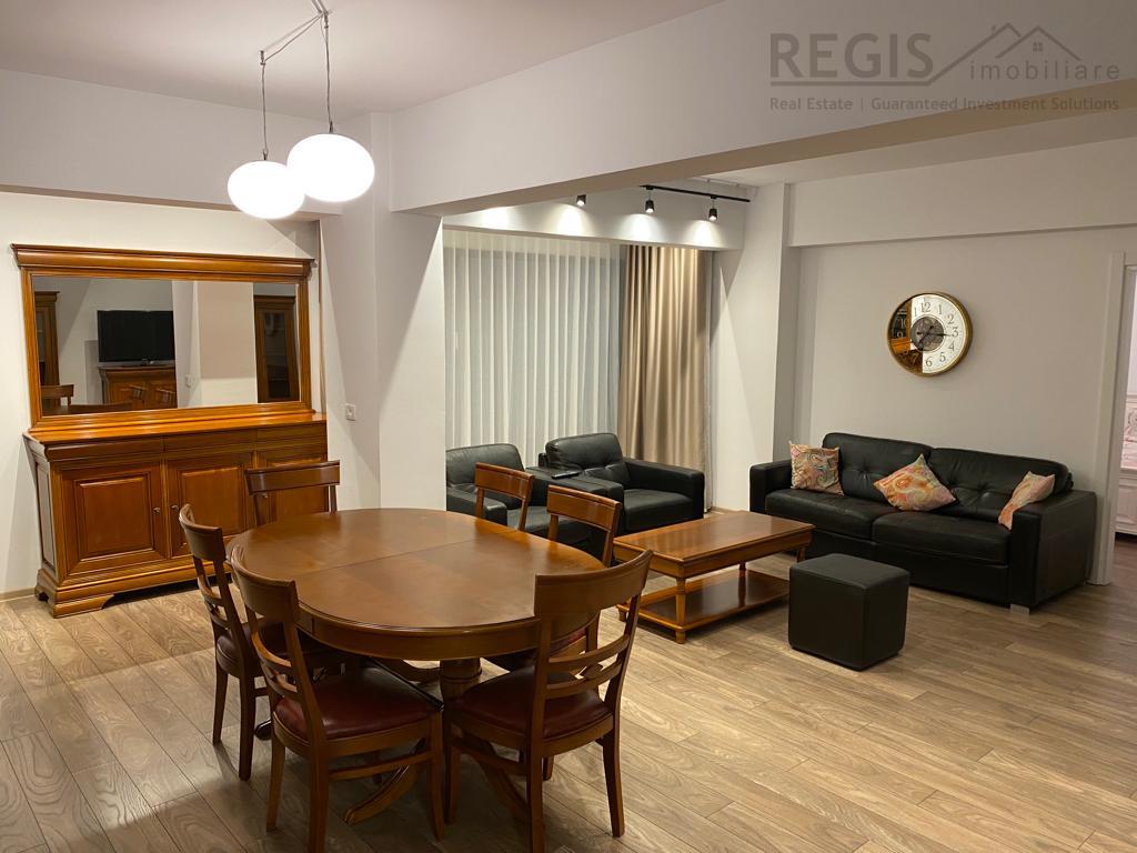 Apartament cu 3 camere, 2 locuri de parcare