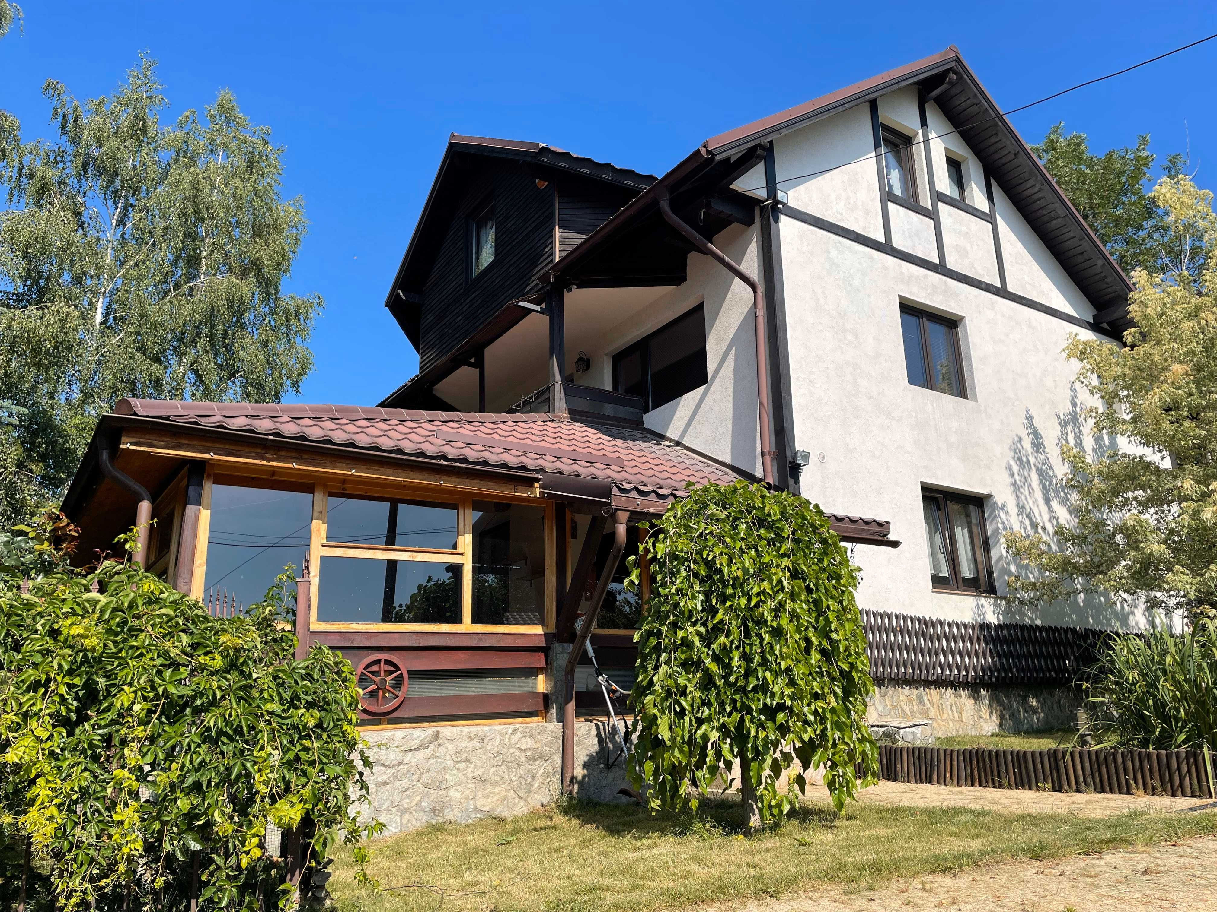 Casa de vacanta cu 5 camere la Bran - Predelut