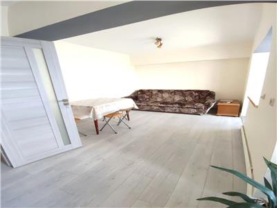 Apartament 4 camere, Centrul Civic