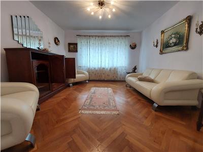 Apartament Trei Camere Sinaia