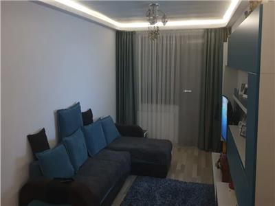 Apartament 3 camere zona Mall Coresi