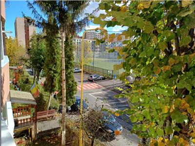 Apartament trei camere Astra