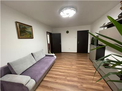 Apartament trei camere- Tractorul