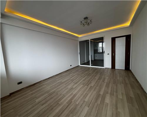 Apartament 3 camere Isaran