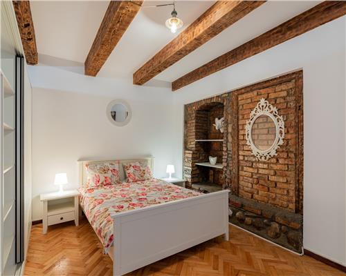 Apartament Istoric cu, Curte Mare langa Piata Sfatului