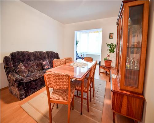 Apartament Decomandat 2 Camere Calea Bucuresti