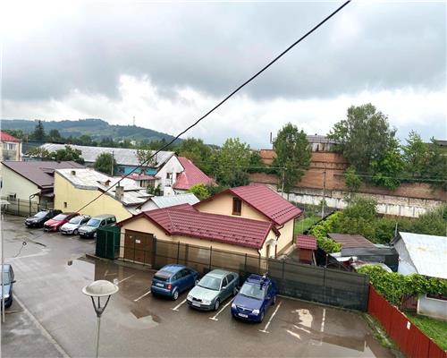 Apartament 3 camere Bulevardul Carol I, vedere spre Dealul Muscel