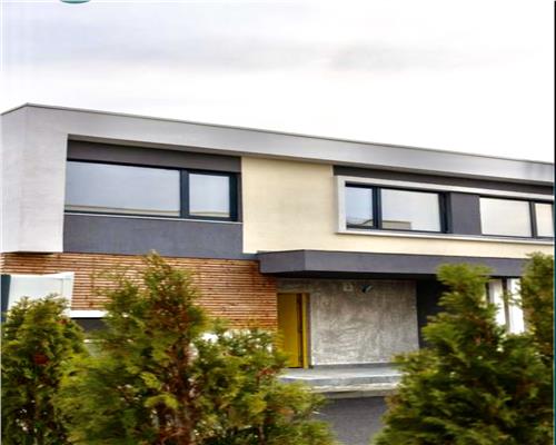 4 camere duplex prima inchiriere | incalzire in pardoseala |  curte | 10 minute de Livada Postei