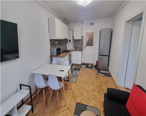 Studio modern cu view zona Centrul Istoric