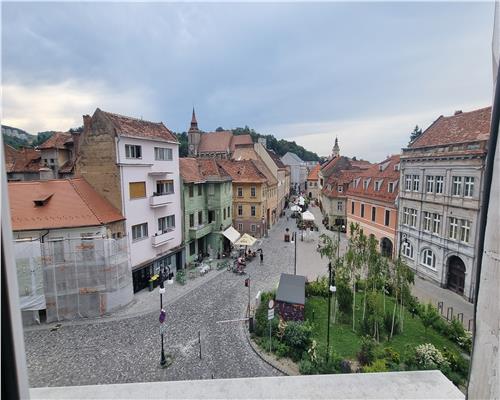 Studio modern cu view zona Centrul Istoric