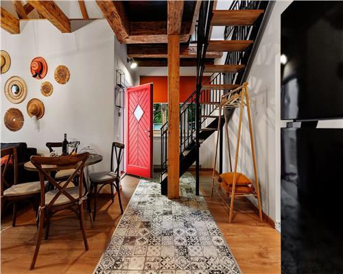 CASA CU 2 APARTAMENTE, SCHEI, BRASOV