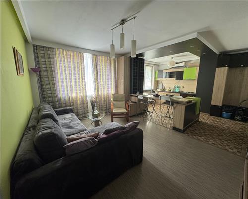 Apartament 3 camere Centrul Civic