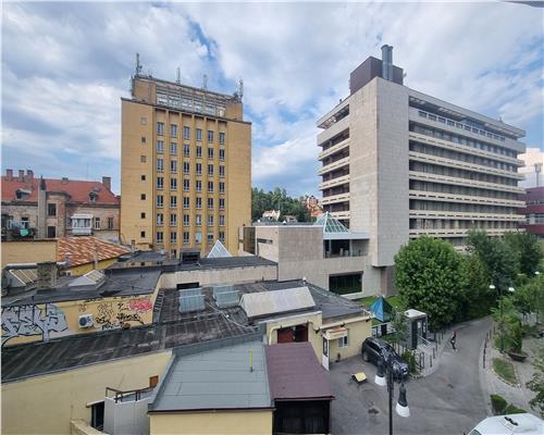 Apartament ultrcentral de doua camere zona Centrul Istoric