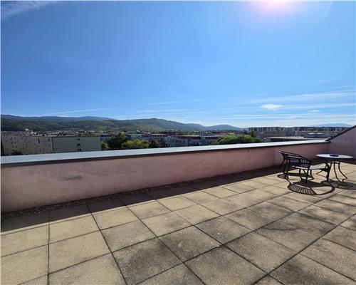 Penthouse de doua camere zona Avantgarden Bartolomeu