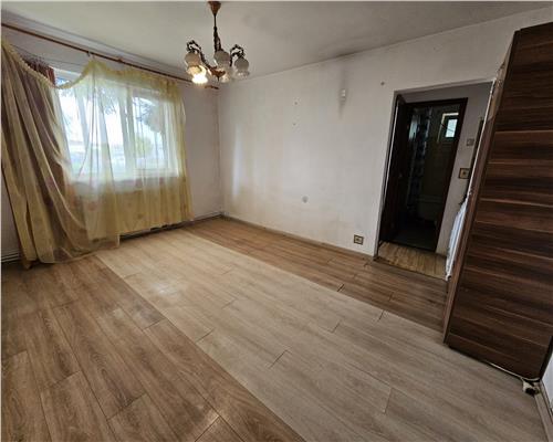 Apartament 2 camere NEGOCIABIL