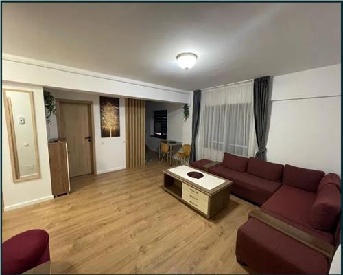 Apartament modern 2 camere cu parcare Tractorul