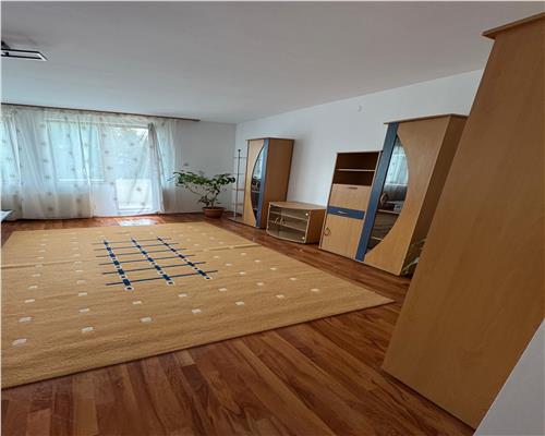 Apartament 2 camere de inchiriat – zona Grivitei, Brasov
