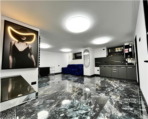 Spatiu Comercial Unic in zona Judetean