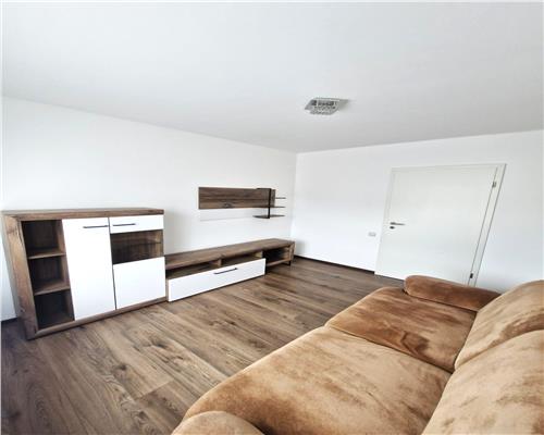 Apartament 3 camere zona Codrii Cosminului