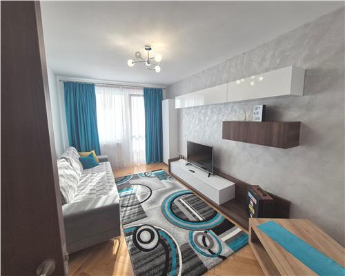 Apartament 2 camere decomandat, modern, parcare, zona centrala