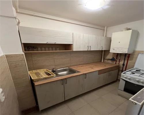 Garsoniera situata in zona Astra