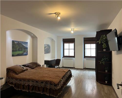 Apartament doua camere, Piata Sfatului, Brasov