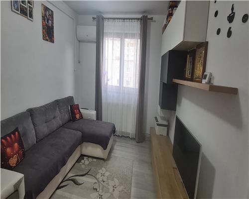 Apartament 3 camere Tractorul cu loc de parcare