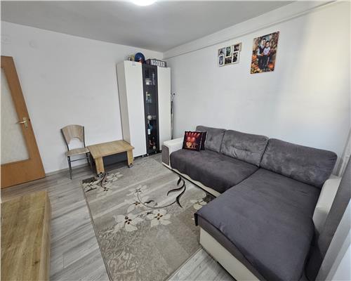 Apartament 3 camere Tractorul cu loc de parcare