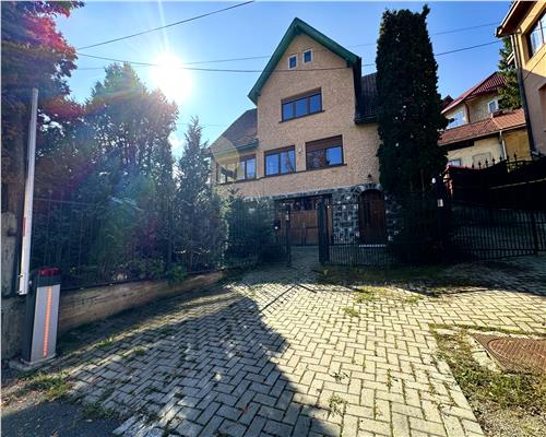 Casa/Vila in zona ultracentrala a Brasovului