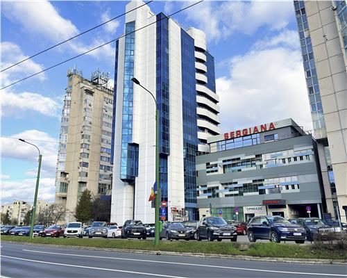 Etaje Renovate in Centrul Civic pentru Birouri