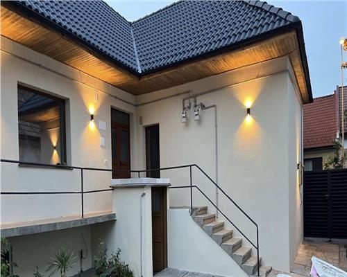 Casa individuala cu 3 Camere zona spitalul Judetean
