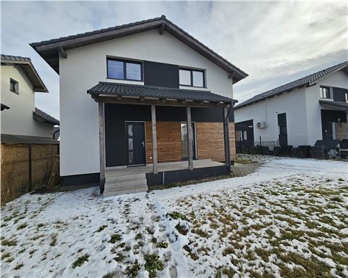 Vila Premium cu 4 camere si vedere panoramica la munti – Cristian + TVA