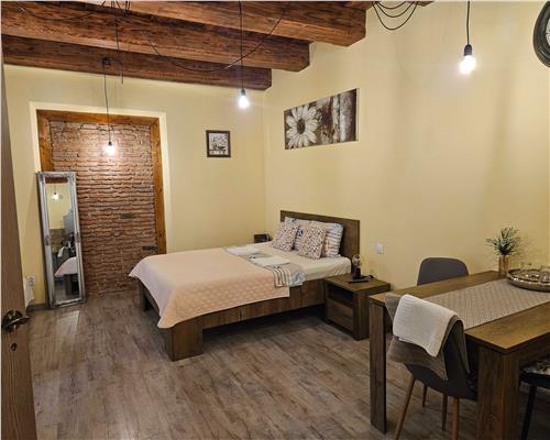 Studio Ultracentral Brasov - Michael Weiss