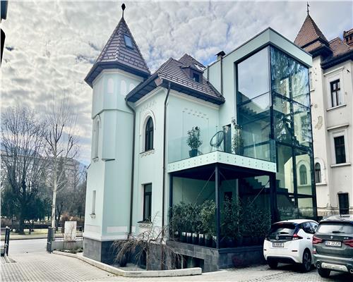 Cladire ultracentrala pretabila centru medical I birouri – Brasov | Lift | Parcare proprie