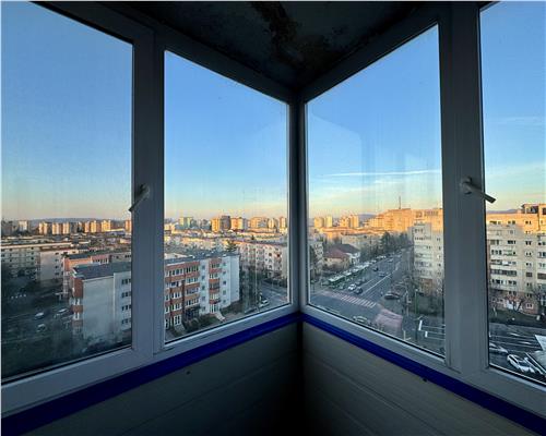 Apartament 3 camere decomandat de vanzare | Zona Judetean