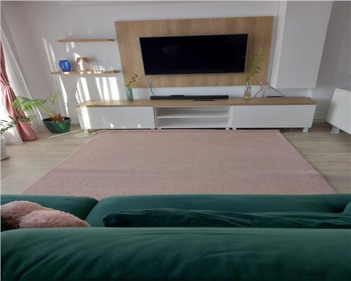 Apartament de inchiriat 3 camere situat pe doua etaje