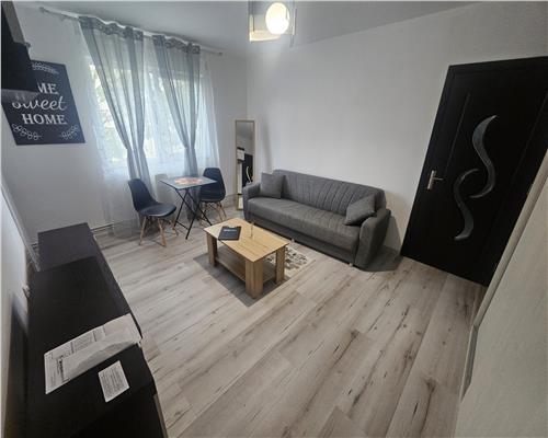 Apartament 2 camere Florilor cu parcare