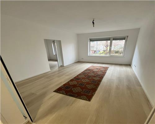APARTAMENT 3 CAMERE RENOVAT, CENTRU CIVIC
