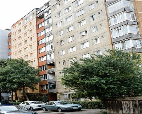 Garsoniera Decomandata cu Centrala, Astra - Liceul de Informatica