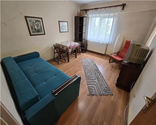 Garsoniera zona Judetean