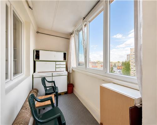 Apartament cu 3 camere de vanzare in zona Grivitei